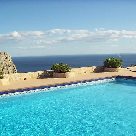Gecko In Cumbre Del Sol With Sea Views